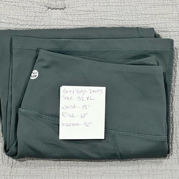 Women’s Dark Gray Wide-Leg Athletic or Lounge Pants with Side Pockets - Picture 7 of 7